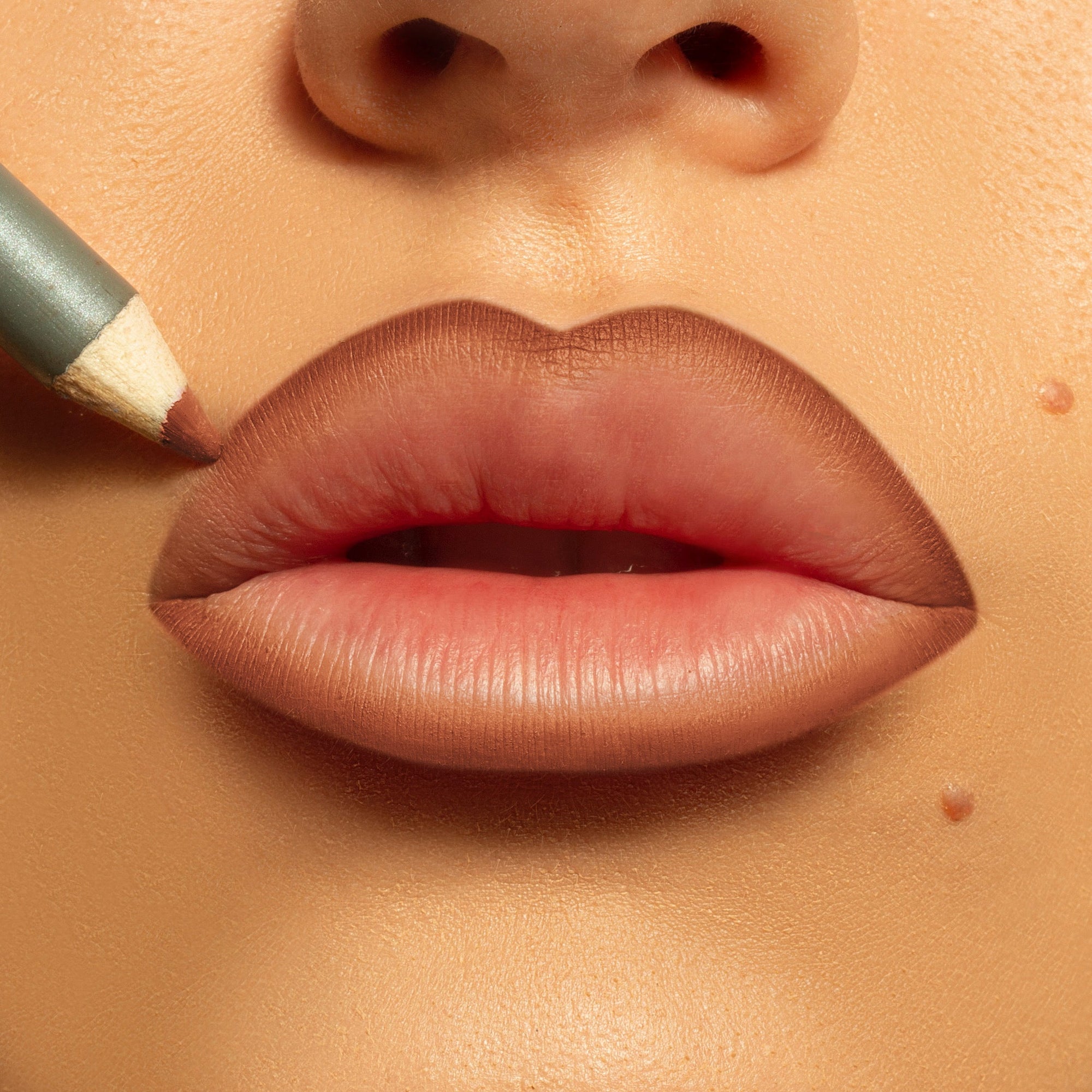 Cosmopolitan Lip Liner-0